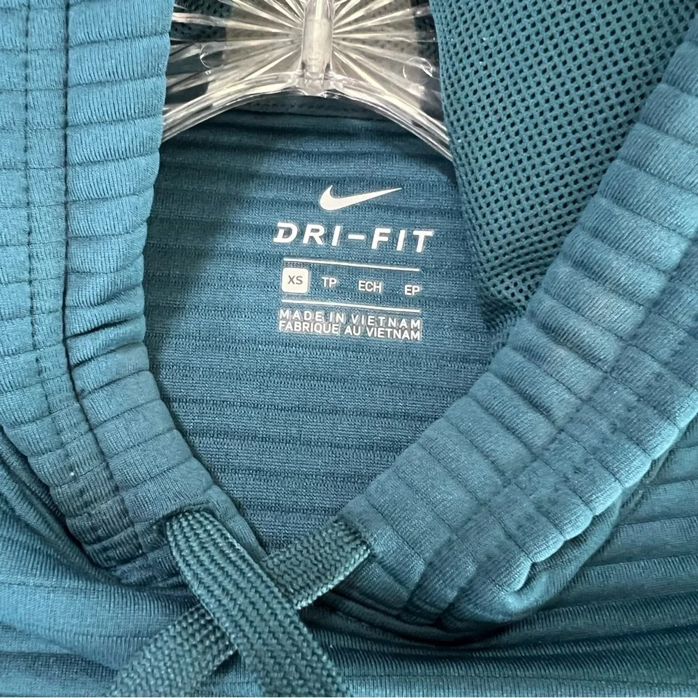 Nike Hoodie Women XS Sweater Teal Hooded Athletic Running Pullover Dri Fit B11